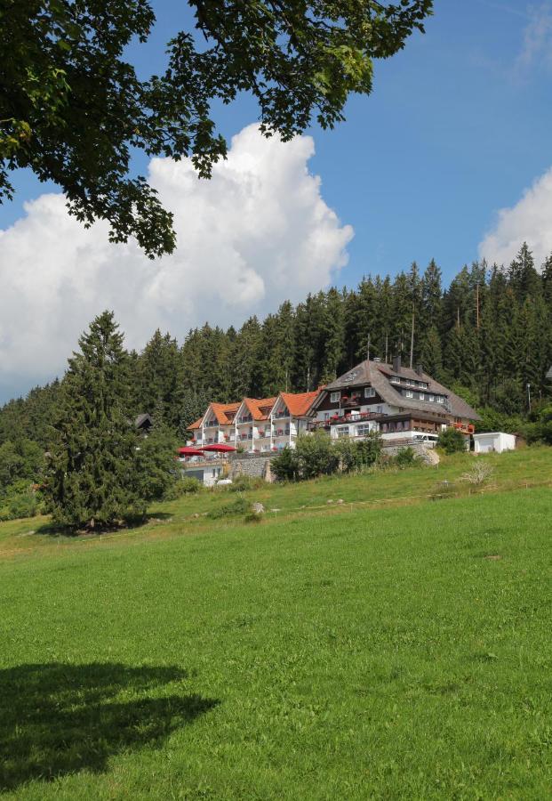 Jufa Hotel Schwarzwald Lenzkirch Bagian luar foto